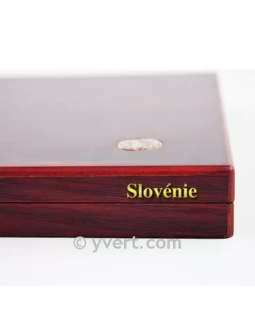 ETIQUETTE : SLOVENIE