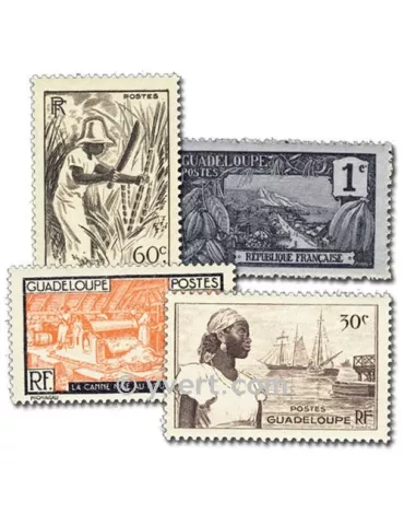 GUADELOUPE : pochette de 50 timbres (Oblitérés)