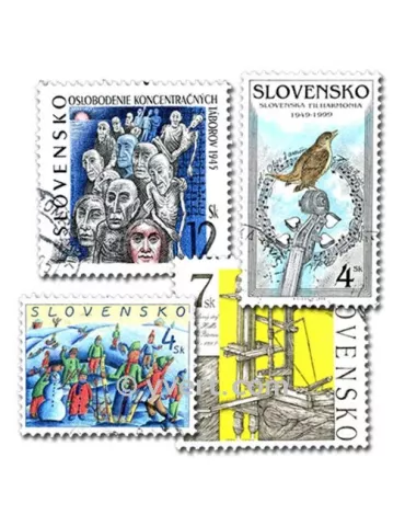 SLOVAQUIE : pochette de 100 timbres (Oblitérés)