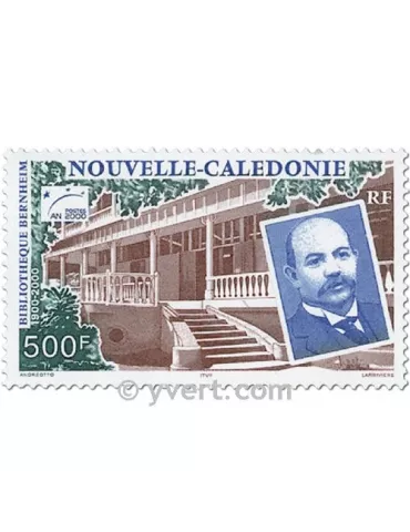 n° 825 - Timbre Nelle-Calédonie Poste 2