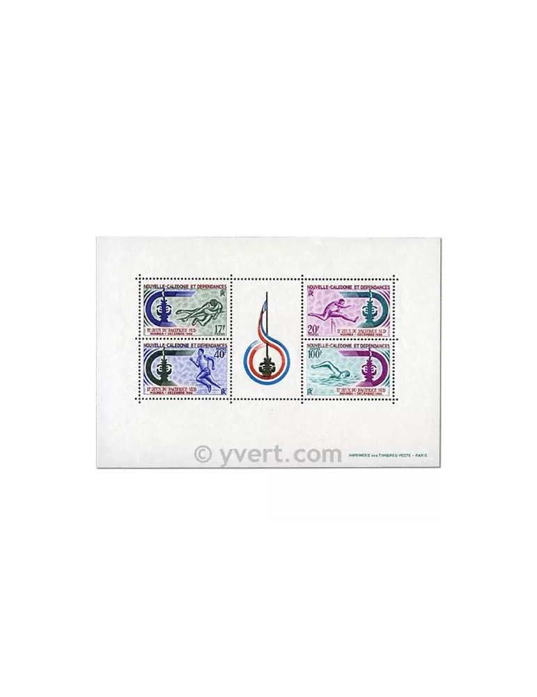 n° 3 - Timbre Nelle-Calédonie Bloc et feuillets