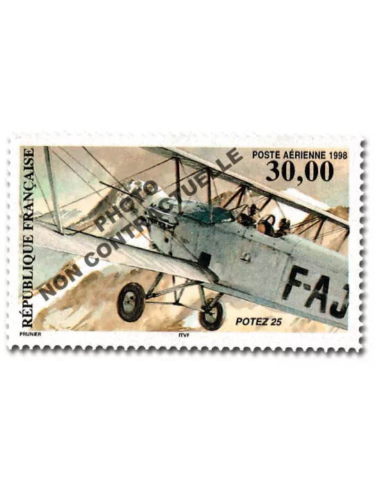 n° 62a - Timbre France Poste aérienne