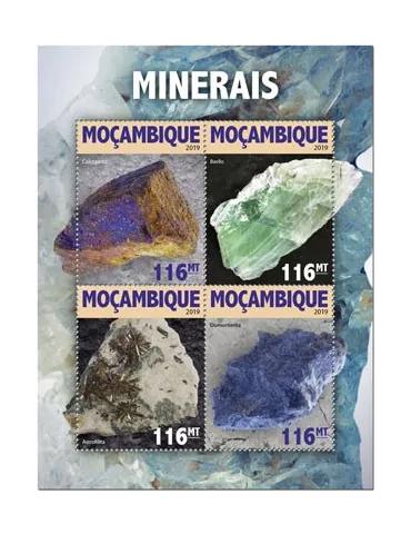 n° 8417/8420 - Timbre MOZAMBIQUE Poste