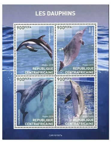n° 6665/6668 - Timbre CENTRAFRIQUE Poste