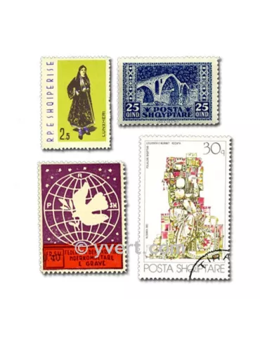 ALBANIE : pochette de 300 timbres (Oblitérés)