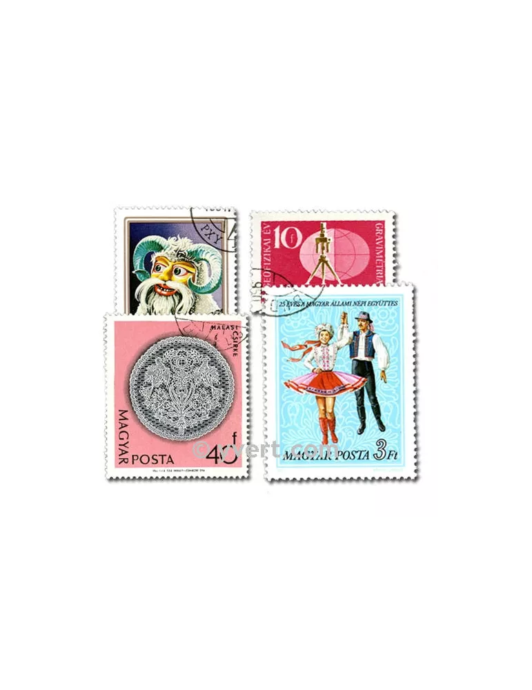 HONGRIE : pochette de 1000 timbres (Oblitérés)