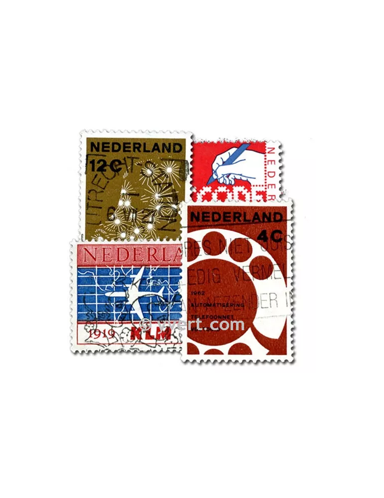PAYS BAS : pochette de 200 timbres (Oblitérés)