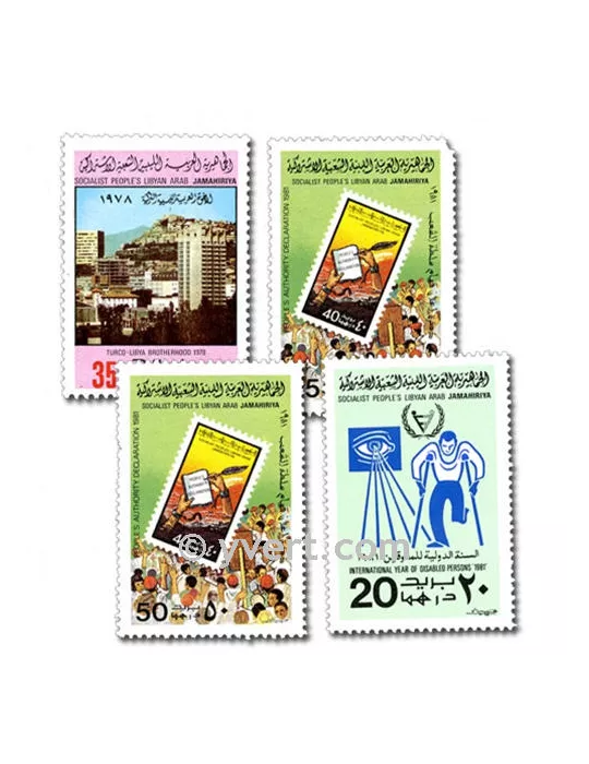 LIBYE : pochette de 50 timbres (Oblitérés)