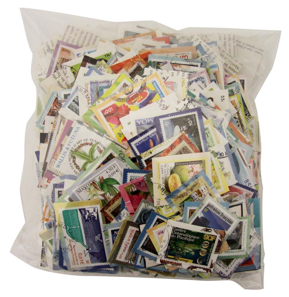 Lot de 700 gr de timbres modernes sur fragments - Timbre DOM-TOM Poste Lot de 700 gr de timbres modernes sur fragments - Timbre DOM-TOM Poste